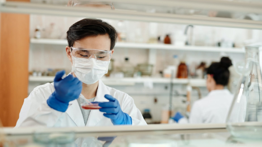 Reino Unido anunció más fondos para investigación y desarrollo científico